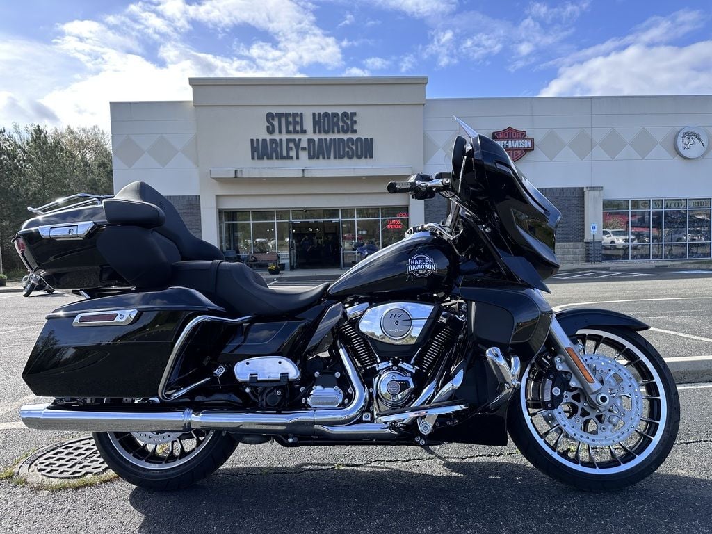 2026 Harley-Davidson FLTRT - Road Glide 3 Photo in Madison WI 53711