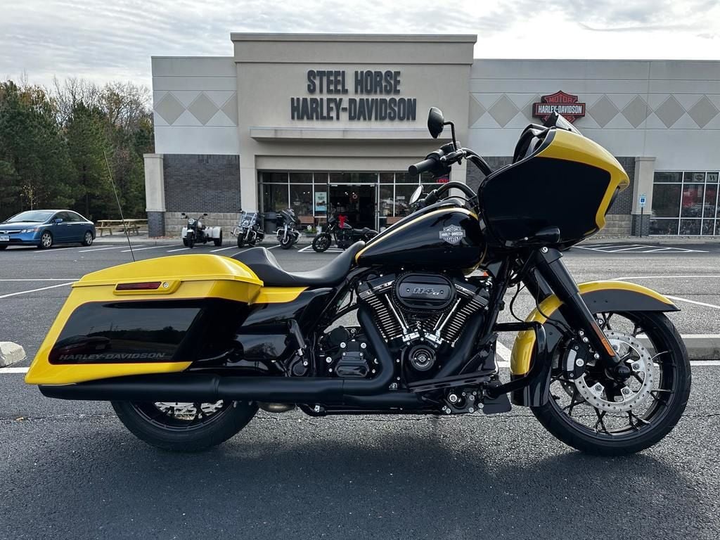 2024 Harley-Davidson FLRT - Freewheeler Photo in Madison WI 53718