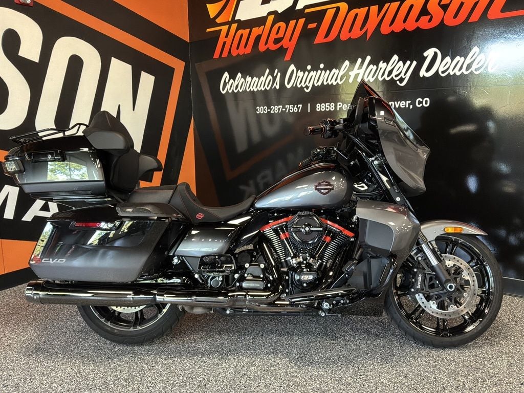 New 2025 Harley-Davidson FLTRXSTSE - CVO Road Glide ST - photo - 9